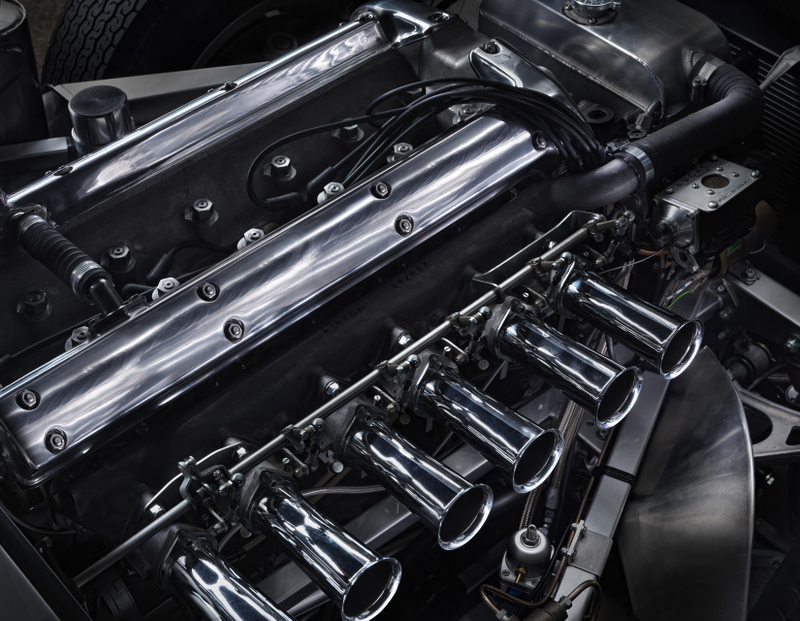 Illustration for article titled Jaguar Brings Back The Lightweight E-Type And It Is Unbelievably Sexy